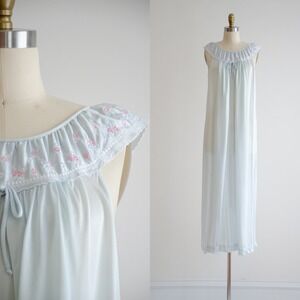 pastel blue nightgown 60s 70s vtg cottagecore embroidered ruffled long nightgown